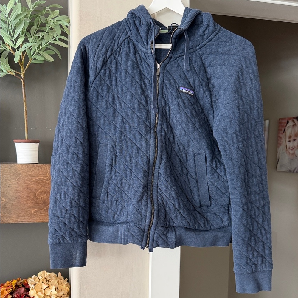 Patagonia Navy Quilted Jacket